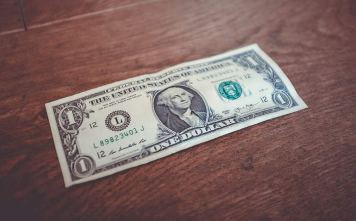 Người đàn ông lên kế hoạch rất lâu để vào ngân hàng cướp bằng được 1 USD Ảnh 2