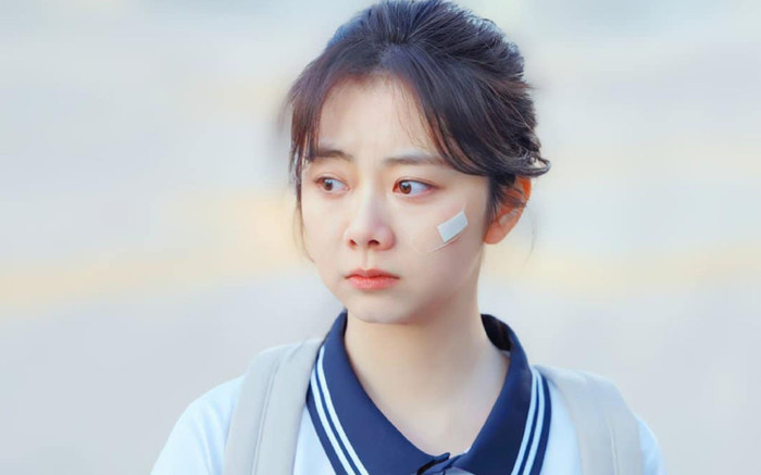 Hết thời làm 'nữ hoàng thanh xuân' Đàm Tùng Vận giờ bị chê quá 'dừ' để đóng học sinh Ảnh 2