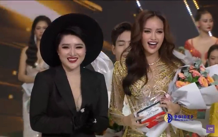 Hoa hậu Ngọc Châu bất ngờ bị 'bắt bẻ' vì một giải thưởng từng được nhận Ảnh 2