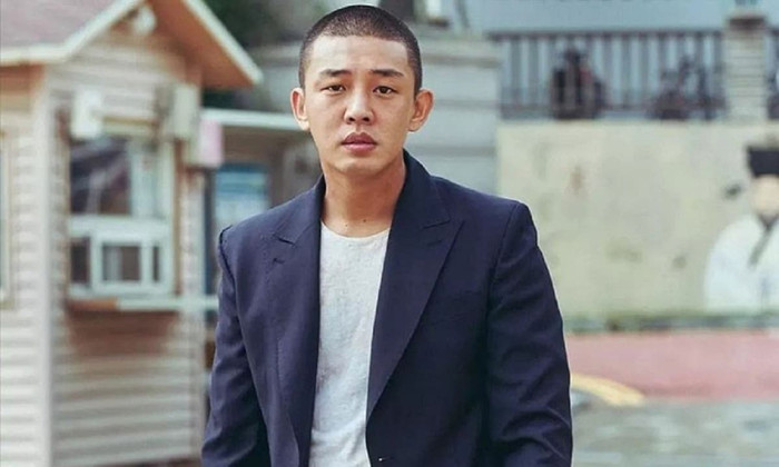 Yoo Ah In từng là nam diễn viên đắt show và được công chúng yêu thích bởi khả năng diễn xuất chỉn chu, chuyên nghiệp