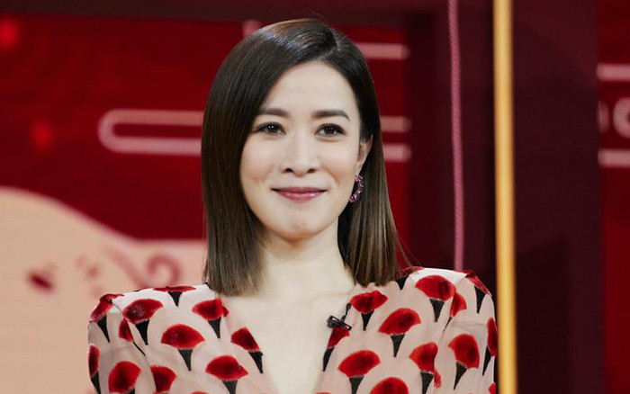 Thời còn trẻ của Xa Thi Mạn: Bị rách mặt không thể khâu, làm việc 18 tiếng một ngày Ảnh 2