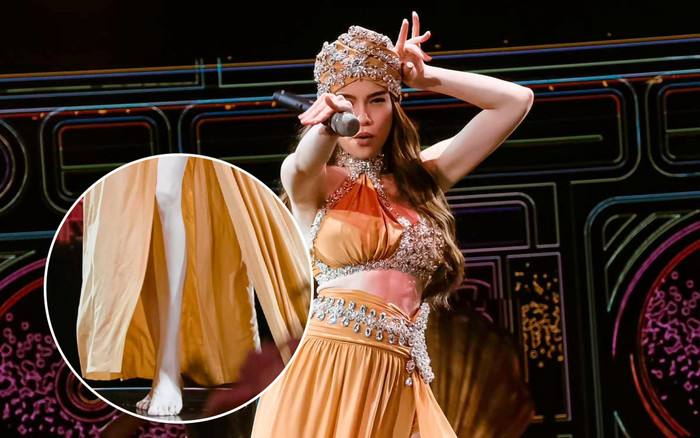 Hồ Ngọc Hà lộng lẫy tựa 'nữ thần' trên sân khấu, nhưng dân tình chỉ chú ý đôi chân đất của nữ ca sĩ Ảnh 2