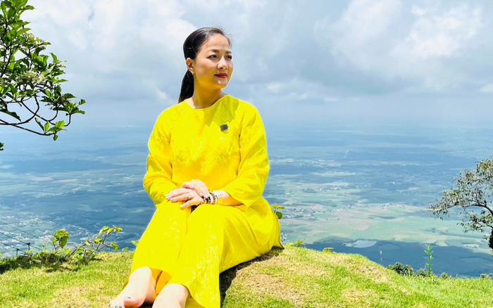 'Hotmom' Thuỷ Bi tiết lộ gia cảnh nữ tiếp viên hàng tiếp viên hàng không xách 10kg ma túy gây tranh cãi Ảnh 2