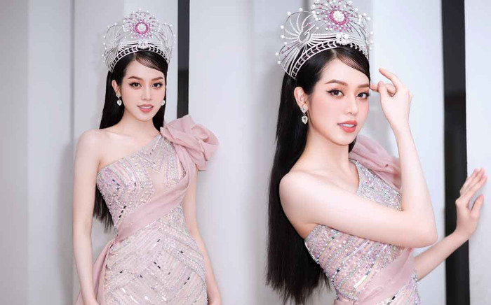 Thanh Thủy 'lột xác' sau 3 tháng đăng quang, khoe 'cặp kiếm Nhật' cực bén: Hoa hậu Việt Nam có khác! Ảnh 2