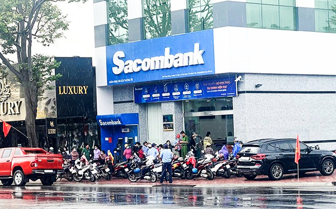 Vụ mất 46,9 tỉ đồng khi gửi tiền tại Sacombank: Khách hàng nghị rút 25 tỉ đồng Ảnh 2