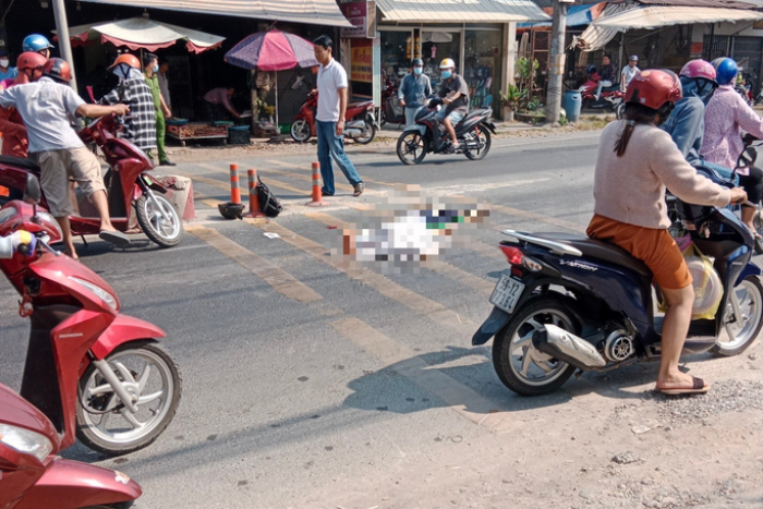 Nữ sinh là một trong những biểu tượng của tuổi trẻ, năng động và khát khao tìm kiếm tri thức. Hãy chiêm ngưỡng hình ảnh tuyệt đẹp của nữ sinh trong môi trường học đường để cảm nhận sự tươi trẻ, sáng tạo và tiềm năng của thế hệ trẻ Việt Nam.