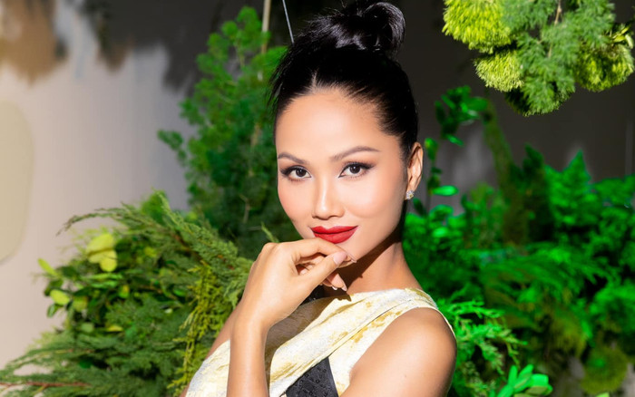 H'Hen Niê lí giải nguyên nhân luôn tràn đầy sức sống dù tất bật 'chạy show' Ảnh 2