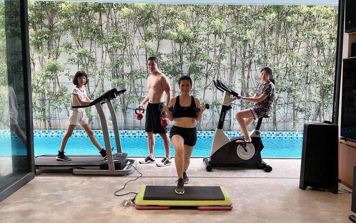 Thừa hưởng gen của bố mẹ: 2 cô con gái nhà Bình Minh chân dài như 'siêu mẫu' Ảnh 2