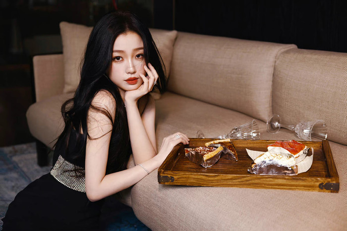 Bỏ Vương Hạc Đệ, Ngu Thư Hân hẹn hò cùng 'tra nam' Đông Cung? Ảnh 6