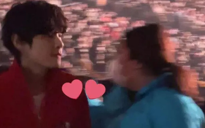 Jennie và V bí mật hẹn hò đi xem ca nhạc? Ảnh 2