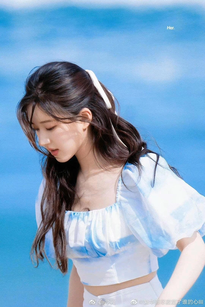 Triệu Lộ Tư bất ngờ gửi món quà đặc biệt cho bạn diễn Mã Bá Khiên. 