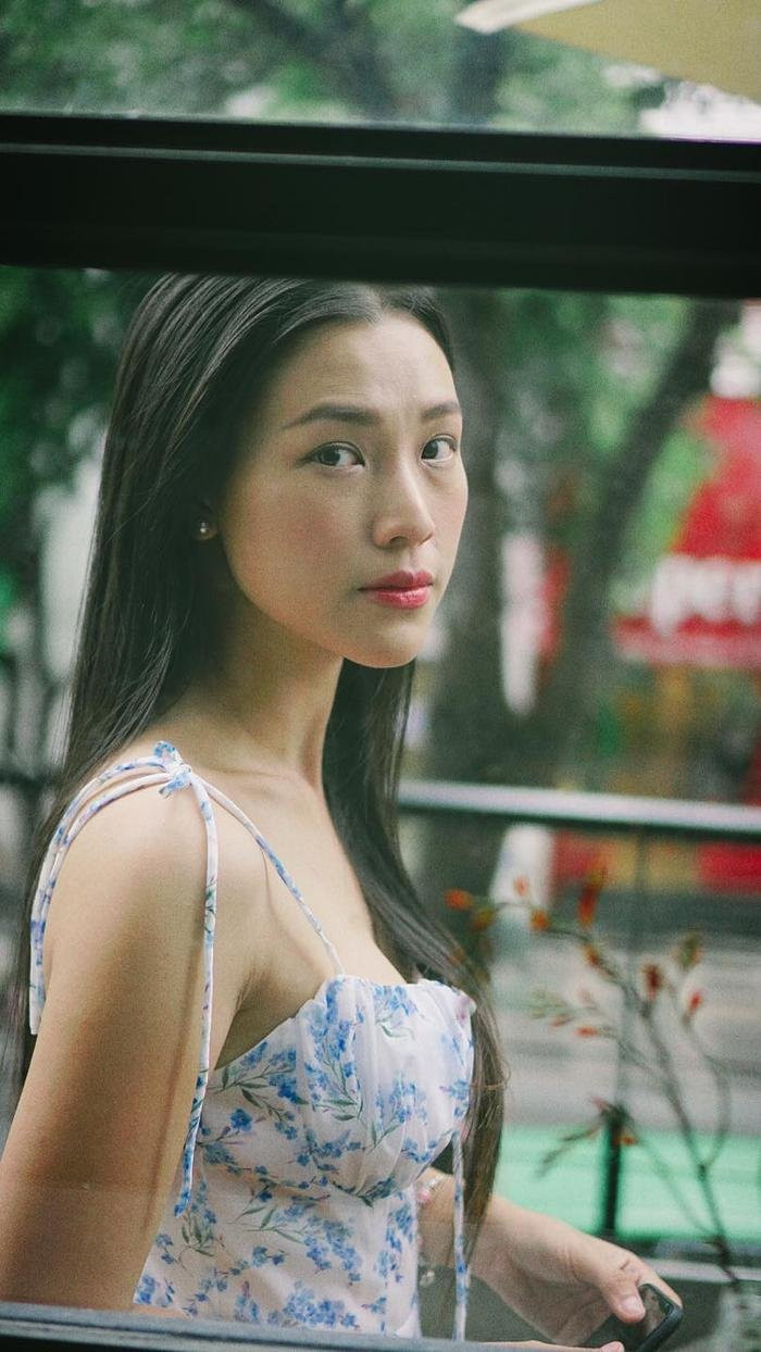 Hoàng Oanh dường như đã cân bằng lại được cuộc sống sau khi chia tay chồng ngoại quốc.