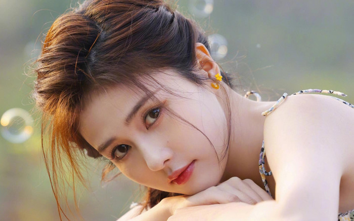 Bạch Lộc công khai tình cảm với một ngôi sao đình đám Ảnh 2