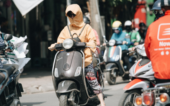 Miền Bắc - miền Trung nắng gắt 'đổ lửa', chỉ số tia UV ở mức cao nguy hiểm Ảnh 2