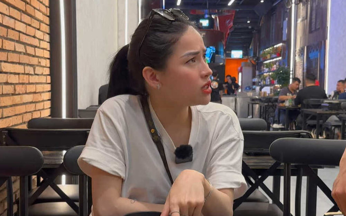 Chiến thần Hà Linh lại vừa ghé thưởng thức quán ăn của 'streamer giàu nhất Việt Nam', thái độ ra sao? Ảnh 2