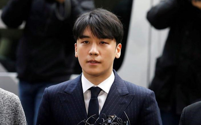 Một nữ diễn viên từ bỏ sự nghiệp hậu vướng vào nghi vấn hẹn hò với Seungri Ảnh 2