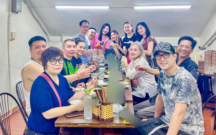 Vợ trẻ kém 15 tuổi NSND Công Lý nghẹn ngào khi chứng kiến tình cảm của đồng nghiệp dành cho chồng Ảnh 2