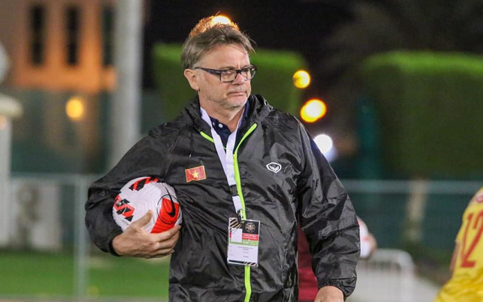 U23 Việt Nam thua đậm nhất sau thời HLV Park: Đá kiểm soát bóng, ông Troussier có lỗi thời? Ảnh 2