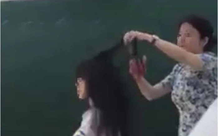 Tranh cãi vụ cô giáo cắt tóc nữ sinh: Cả hai cùng có lỗi, không thể trách một mình cô giáo Ảnh 2