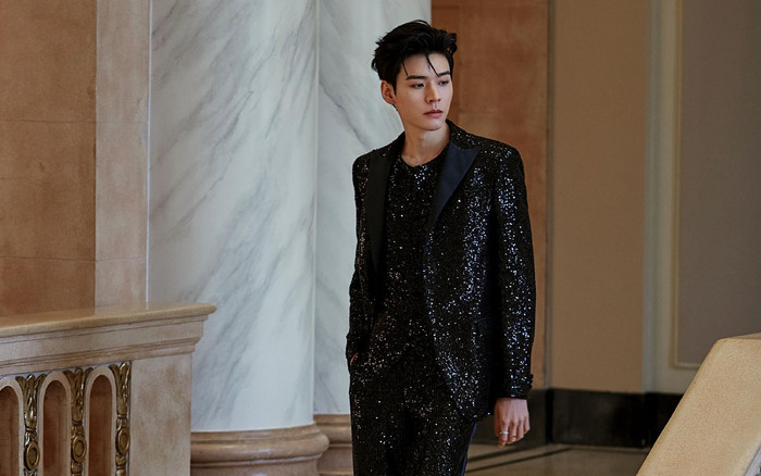 Một sao nam vô tình được hưởng lợi sau khi thảm đỏ Đêm hội Weibo bị hủy giữa chừng Ảnh 2