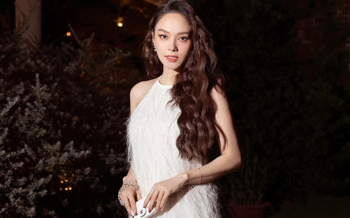 Minh Hằng phản ứng ra sao khi được dân mạng nhắc nhở việc đi giày cao gót trong tháng đầu thai kỳ? Ảnh 2