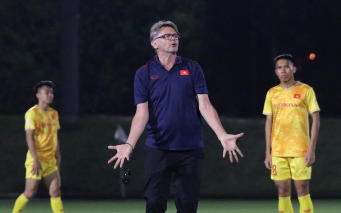 Chuyên gia châu Âu: 'Chỉ 1% cơ hội cho World Cup 2026, HLV Troussier khó làm hơn 1 năm' Ảnh 2