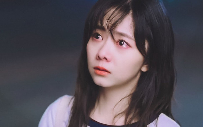 Đàm Tùng Vận gặp biến lớn, bị 'người tình' của bạn trai hại khiến nhan sắc biến dạng Ảnh 2