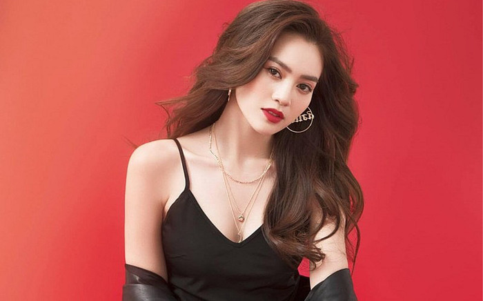 Ninh Dương Lan Ngọc thích thú đăng ảnh thời chưa 'nổi', dân mạng liệu có nhận ra? Ảnh 2