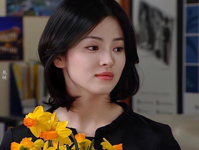 Nhan sắc Song Hye Kyo 20 năm trước đẹp cỡ nào mà khiến người người rung động? Ảnh 1