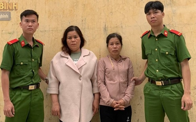 Hai người phụ nữ đập cửa kính, đột nhập nhà dân 'khoắng' 3 cây vàng, bất ngờ trước lý do gây án Ảnh 2