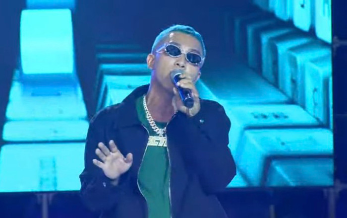 Rapper Ngắn thể hiện bài hát thương hiệu của VP Bank trong đêm Gala Bài Hát Hay Nhất Ảnh 2
