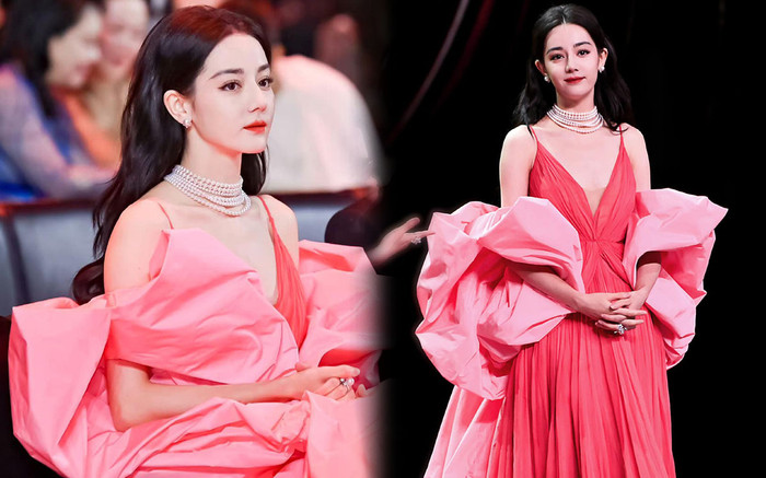 Vừa trở thành mỹ nhân đẹp nhất Đêm hội Weibo, Địch Lệ Nhiệt Ba lại nhận tin vui lớn Ảnh 2