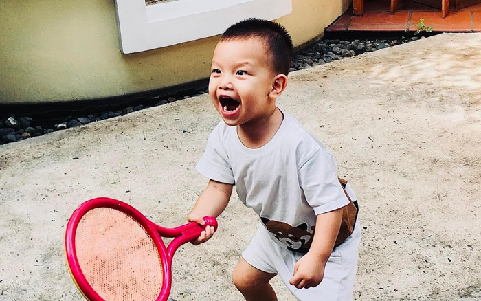 Còn nhỏ tuổi, Leon nhà Hồ Ngọc Hà bộc lộ tài năng thể thao cực điêu luyện Ảnh 2