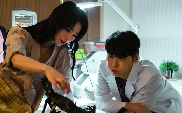Hóa ra Lee Do Hyun - Lim Ji Yeon thả 'hint' hẹn hò từ lúc quay The Glory, thảo nào Song Hye Kyo ra rìa Ảnh 2