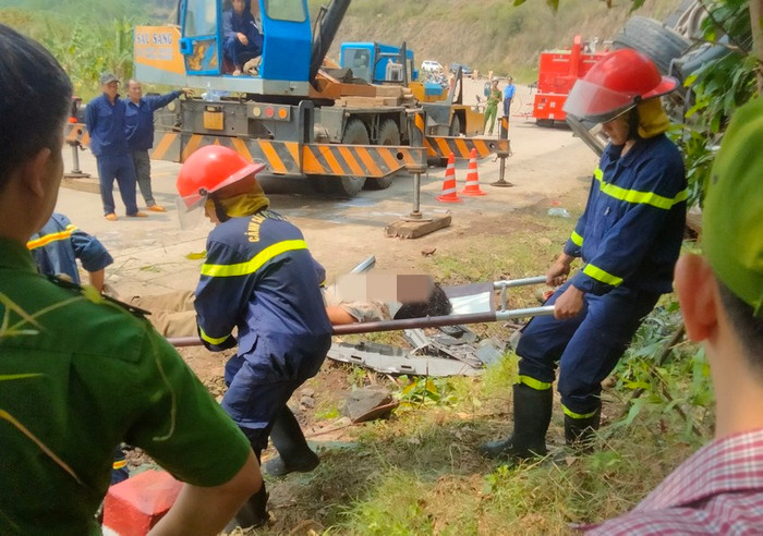 Vụ tai nạn làm 4 người tử vong thương tâm. Ảnh: PLO