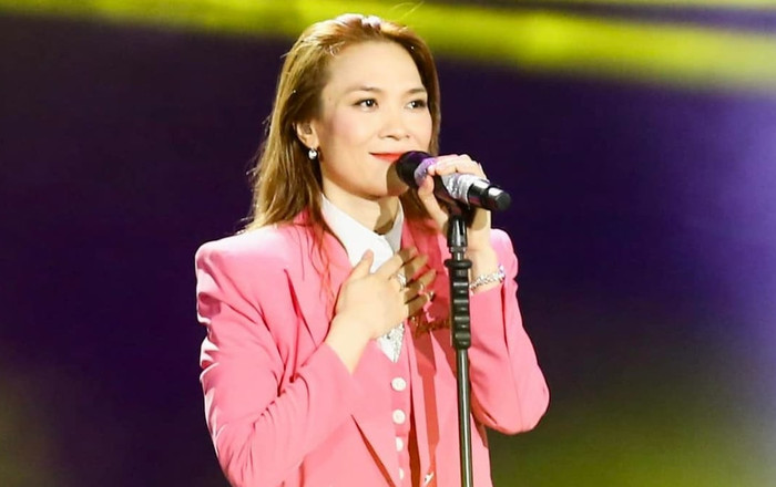 Mỹ Tâm nhận 'cơn mưa' lời khen từ dân mạng khi có hành động đẹp dành cho khán giả lớn tuổi Ảnh 2