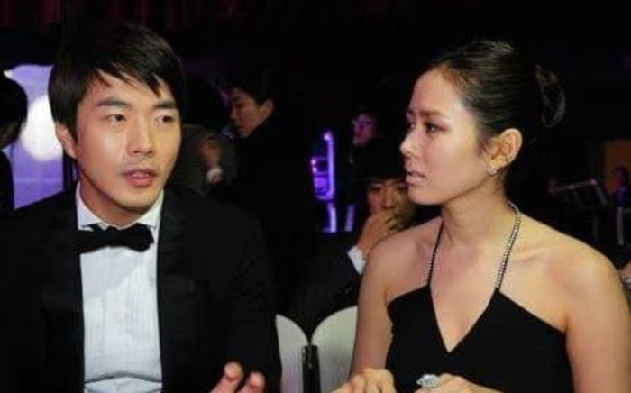 Hình ảnh Son Ye Jin nhợt nhạt bên cạnh 'tình cũ' khiến khán giả nhận không ra, kém xa thời yêu Hyun Bin Ảnh 2