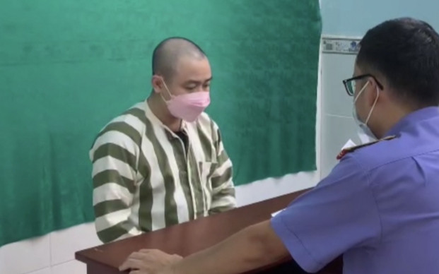 Nghệ sĩ hài Vbiz bị bắt vì sử dụng chất cấm tại nhà, nay sự nghiệp tiêu tàn, đối diện án 15 năm tù Ảnh 2