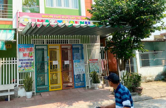  Nhóm trẻ mầm non Mặt Trời Nhỏ - nơi bé trai 15 tháng tuổi tử vong bất thường sau giấc ngủ trưa (Ảnh: PLO) 