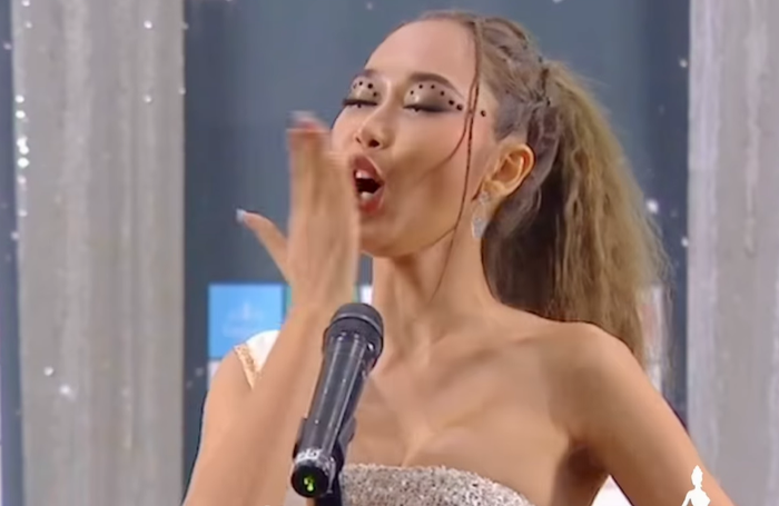 Không ít khán giả cảm thấy khó chịu trước những hành động làm lố của dàn thí sinh, nhưng cũng có không ít ý kiến cho rằng đây là 'đặc sản' của Miss Grand.