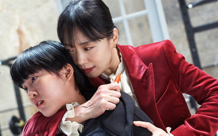Mặc chỉ trích lạm dụng cảnh nóng, Kill Boksoon của Ảnh hậu Cannes vẫn lọt top 1 Netflix toàn cầu Ảnh 2