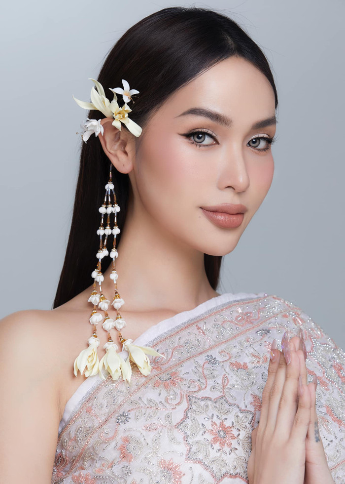 Mỹm Trần đẹp chuẩn con gái Thái: Bê nguyên outfit này nối gót Trân Đài cũng ổn áp chứ? Ảnh 3