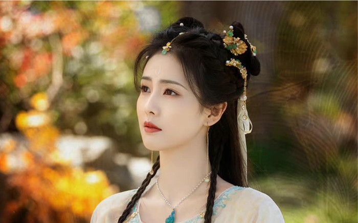 Bạch Lộc bị đồng nghiệp hại, Trường Nguyệt Tẫn Minh chưa chiếu đã bị khán giả đòi tẩy chay Ảnh 2