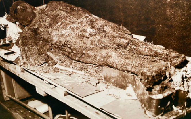 Chất lỏng lạ chảy ra từ thi hài 1.000 năm tuổi khiến chuyên gia kinh hãi bỏ chạy Ảnh 2