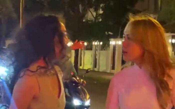 Mỹ Tâm ghi điểm với hành động tinh tế khi bất ngờ được Hiền Thục nhận ra giữa đường Ảnh 2