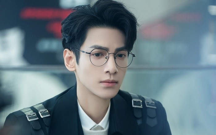 La Vân Hi trấn an người hâm mộ sau khi để lộ thần sắc phờ phạc, vóc dáng gầy gò xanh xao Ảnh 2