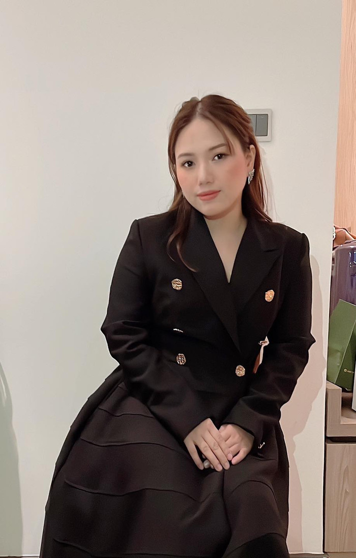  Xôn xao cô dâu khóc nấc vì được chị gái hát tặng trong ngày cưới, dân mạng khẳng định Thùy Chi đứng sau Ảnh 3