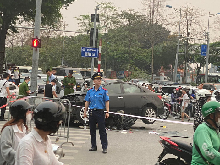  Vụ ô tô đâm liên hoàn ở Hà Nội, trường hợp xe mất phanh tài xế có phải chịu trách nhiệm hình sự? Ảnh 2