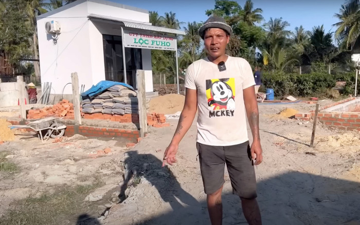 Lộc Fuho có động thái đầy bất ngờ khi công ty bị gọi 'như cái chuồng bò' Ảnh 2