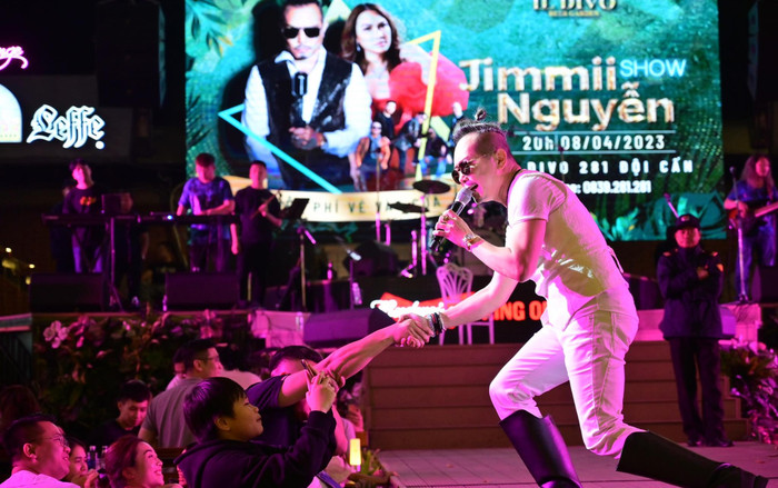 Sau sự cố đêm nhạc bị dừng khẩn cấp, Jimmy Nguyễn khẳng định không hát lậu Ảnh 2